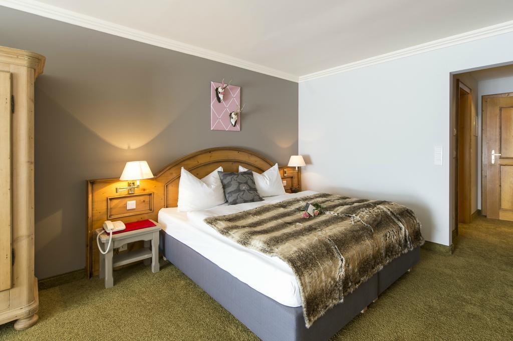 Alpenhotel Valluga Zuers Экстерьер фото